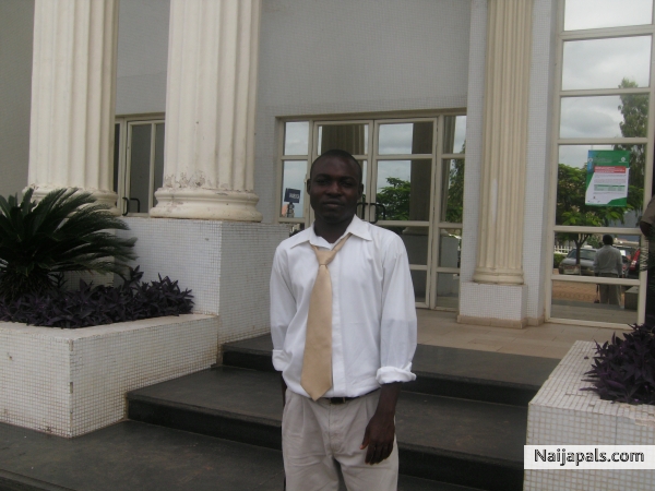 am kanwai or JIGGA am a graduate from the university of Maiduguri - click for next photo