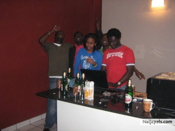 niaja born - click for next photo
