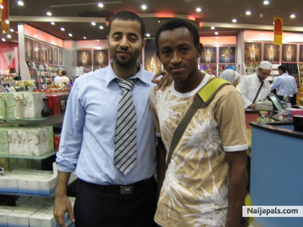 deen... - click for next photo