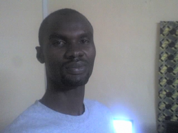 I just dey! - click for next photo
