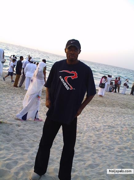  - click for next photo
