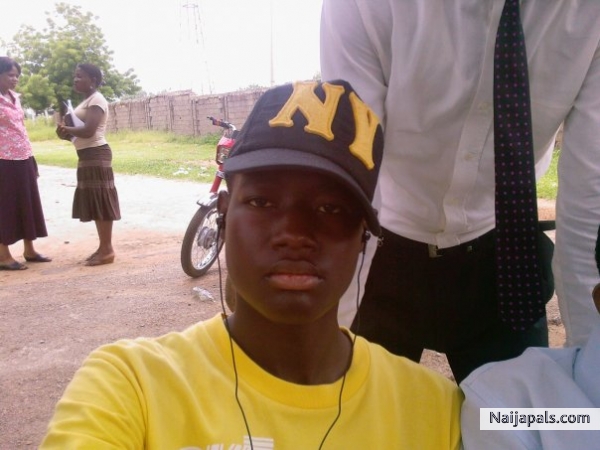  - click for next photo
