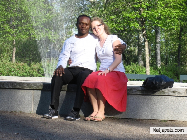  - click for next photo