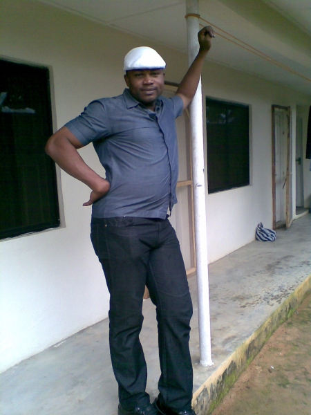  - click for next photo