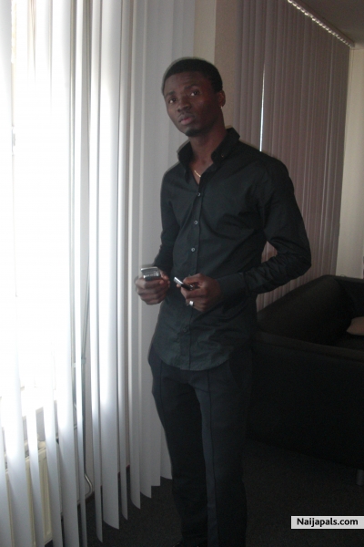  - click for next photo
