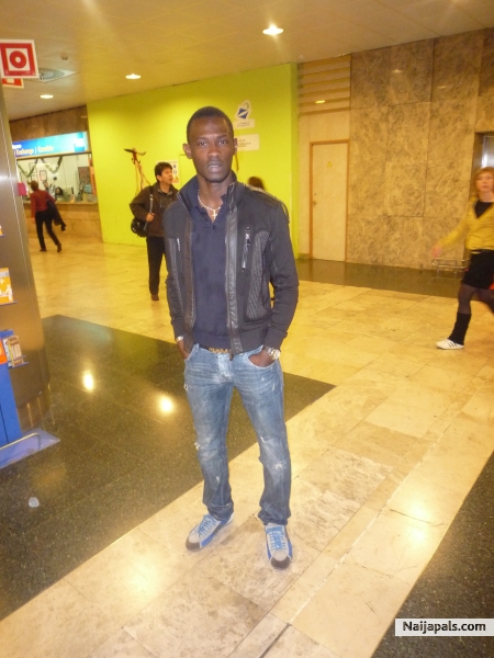  - click for next photo