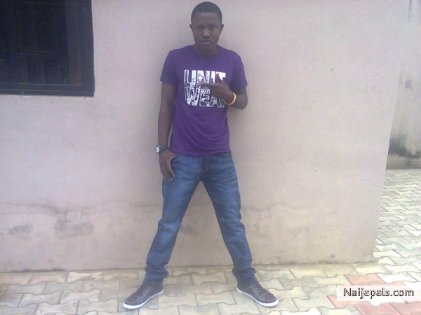 me na ni - click for next photo