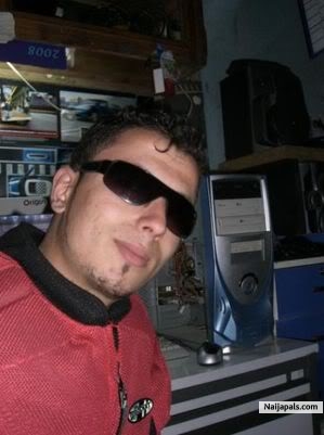 hi all i am faycel - click for next photo
