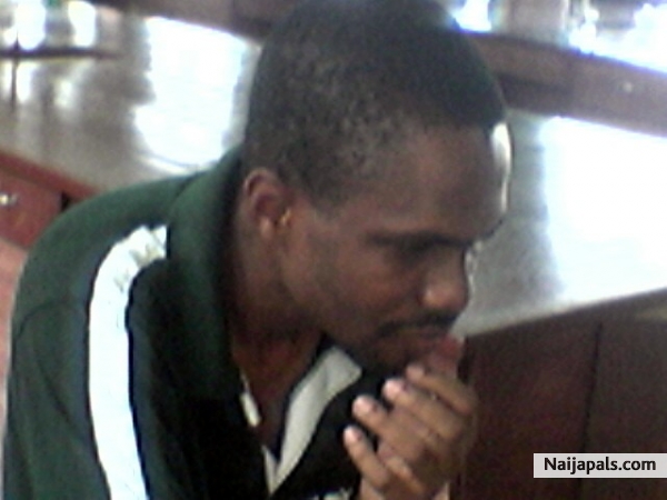  - click for next photo