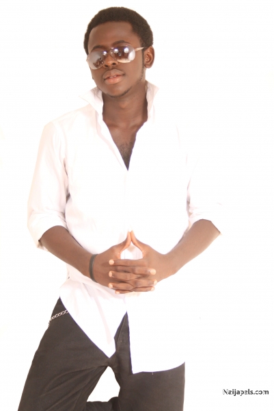 righ here baby :-) - click for next photo