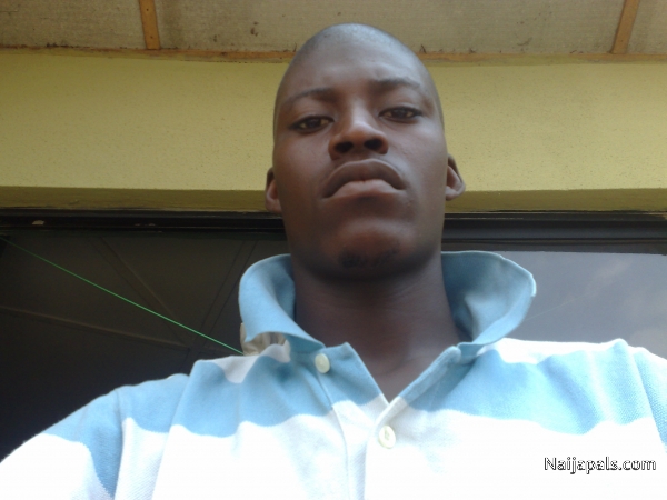 Looking Innosent - click for next photo