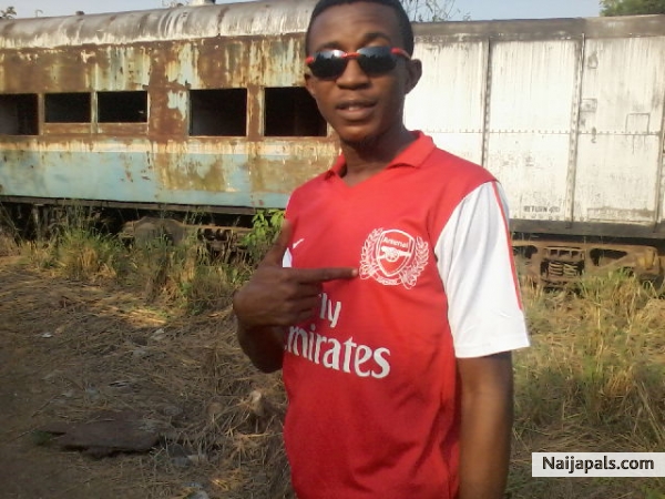 Love Arsenal - click for next photo