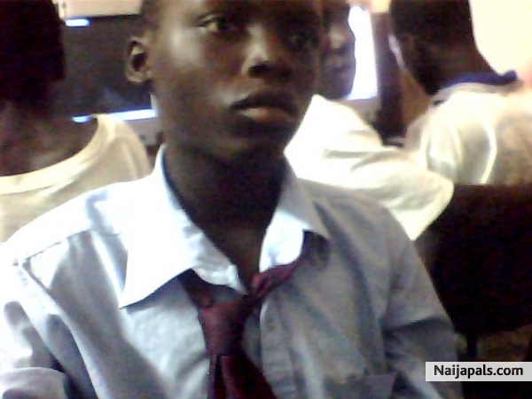 HI ,RANDOLPH GUY LOOKING FOR PALS FROM NIGERIA AND ALL OVER THE WORLD .OK - click for next photo