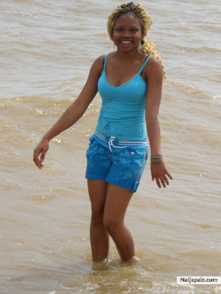  - click for next photo