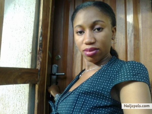 Monday Morning, on my way to class. - click for next photo