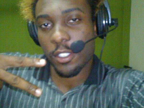 Chilin with ma music - click for next photo