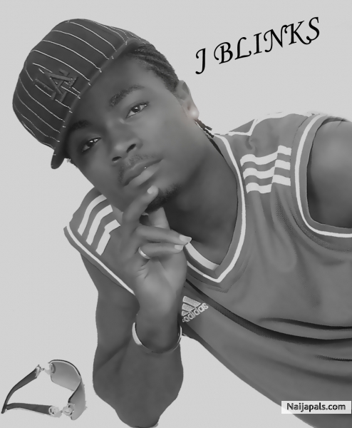 haven' t u seen a cute guy b4. - click for next photo