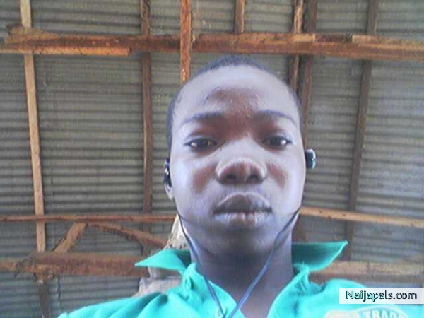  - click for next photo