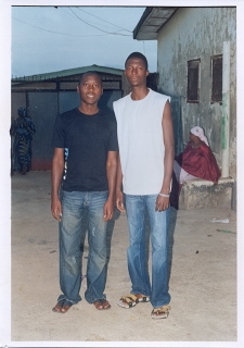 moi n ma cos.......... - click for next photo