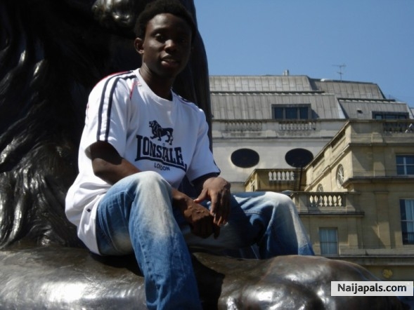 Seyi1 - click for next photo