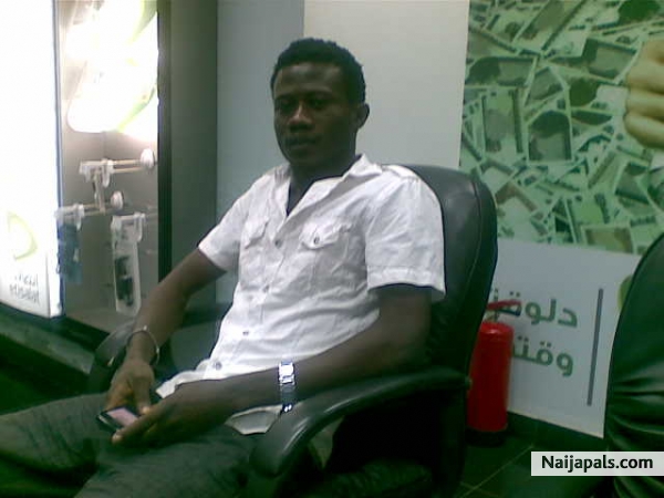  - click for next photo