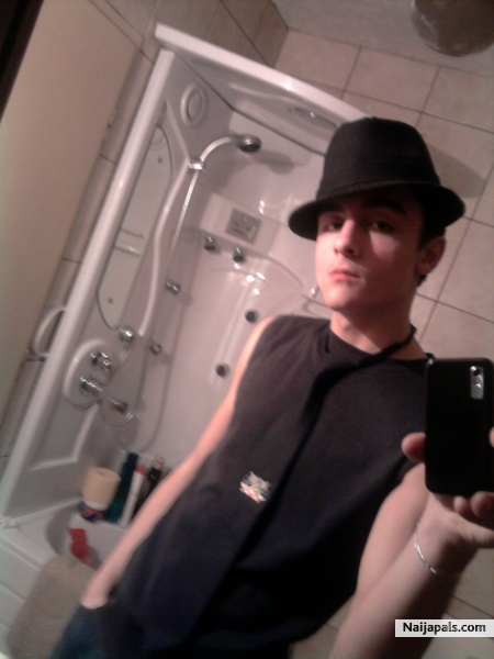  - click for next photo