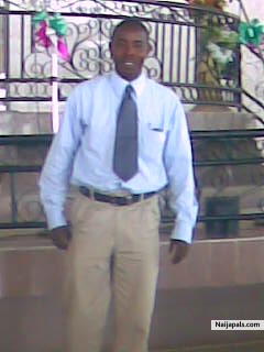  - click for next photo