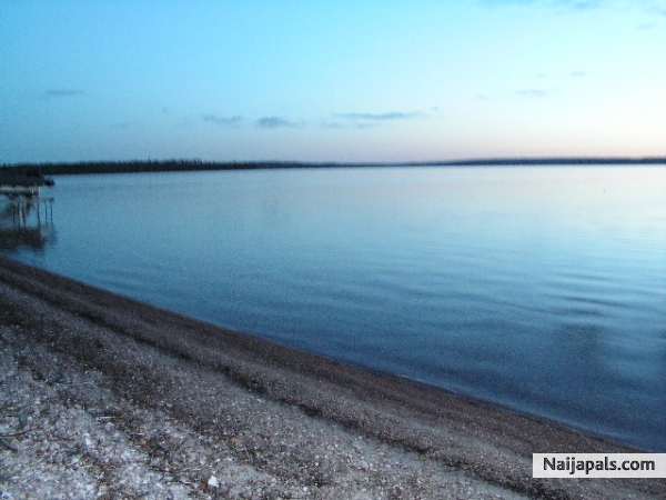 Marie Lake, Alberta, Canada - click for next photo