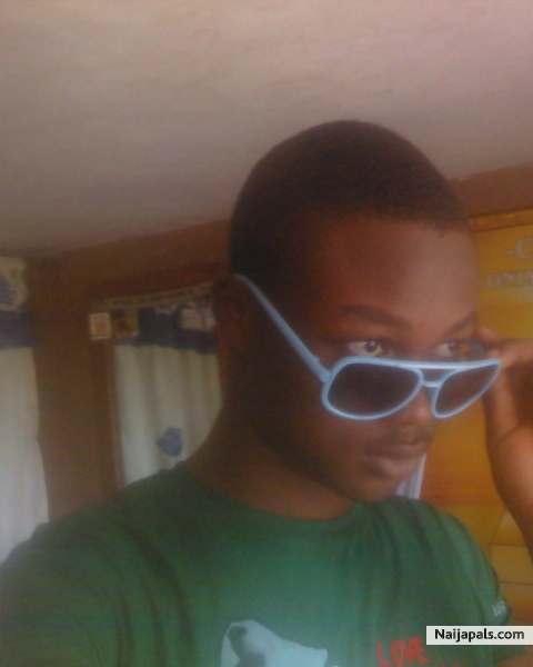 Shine ur eyez - click for next photo