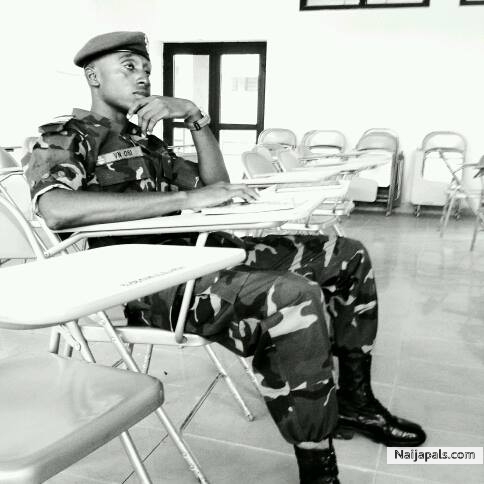 ♍ƺ n d military - click for next photo
