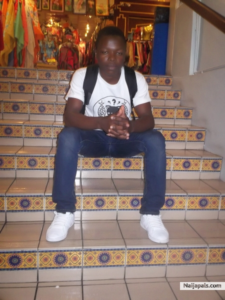  - click for next photo