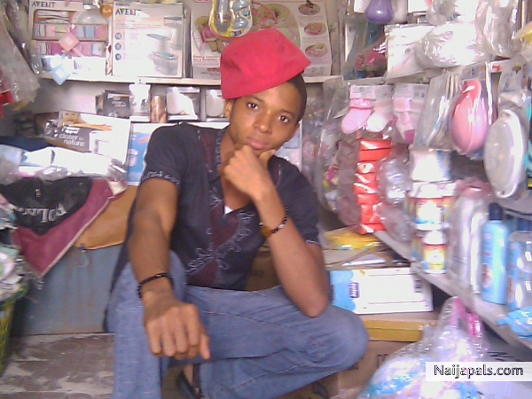  - click for next photo