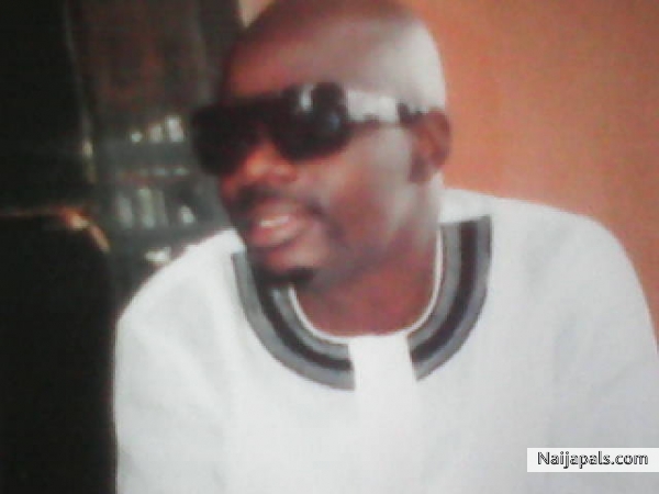  - click for next photo