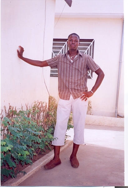  - click for next photo