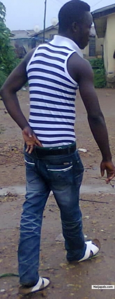  - click for next photo