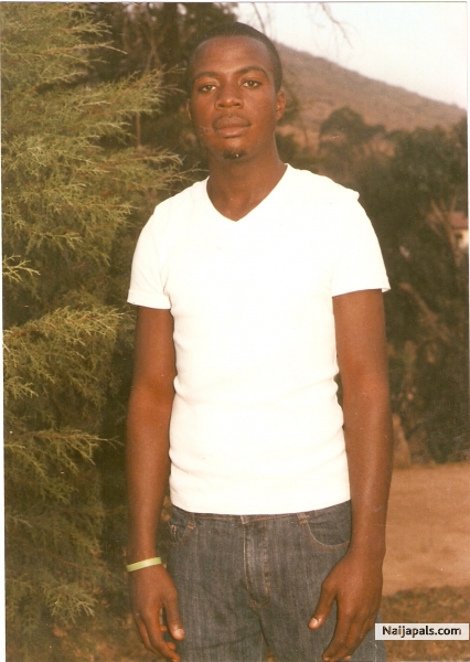  - click for next photo
