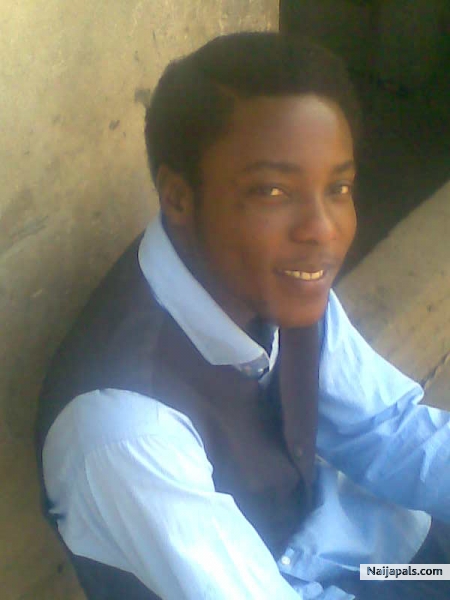 am single,smart,sjmple,seeking and searching - click for next photo