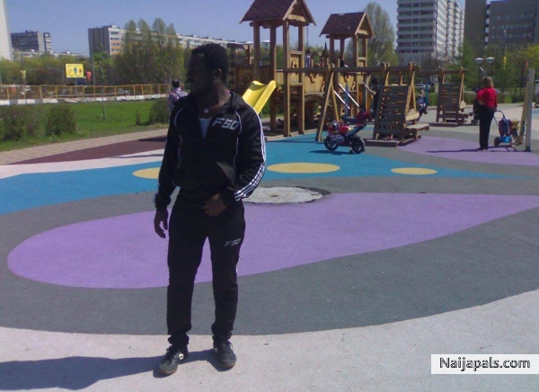  - click for next photo