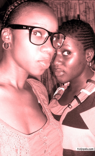 i and efobi - click for next photo