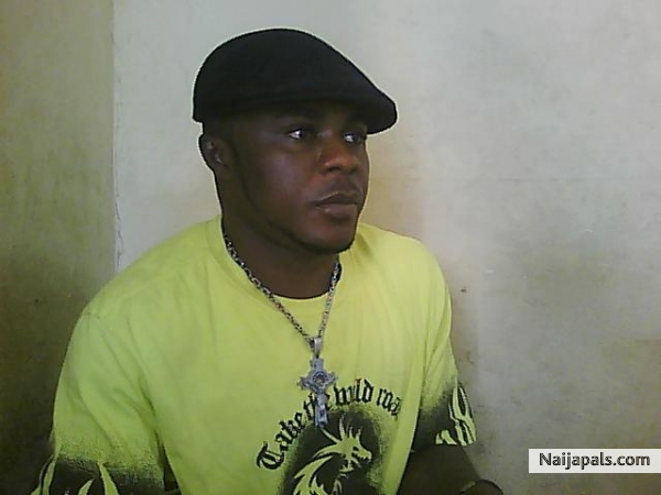  - click for next photo