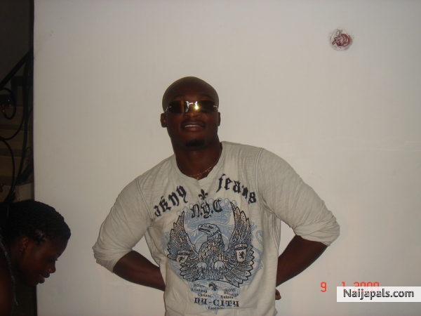 Me n my sibling - click for next photo
