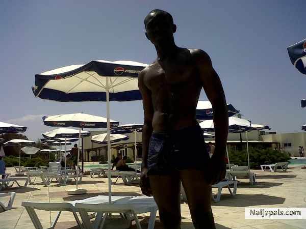  - click for next photo