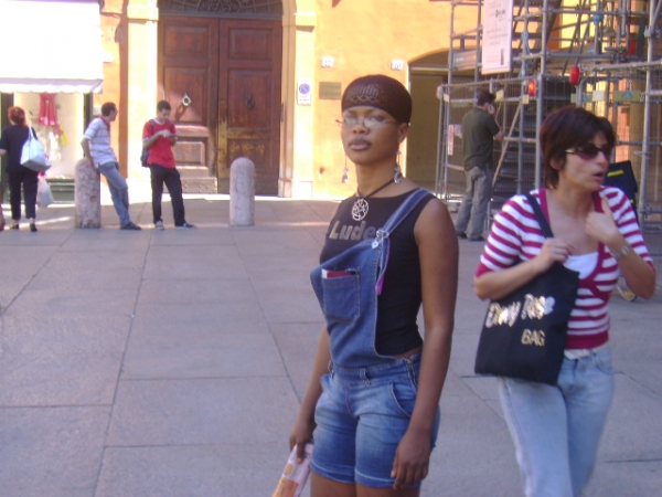 modena city - click for next photo