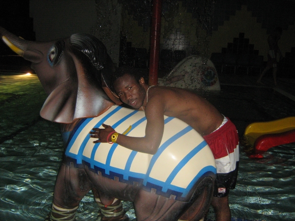  - click for next photo