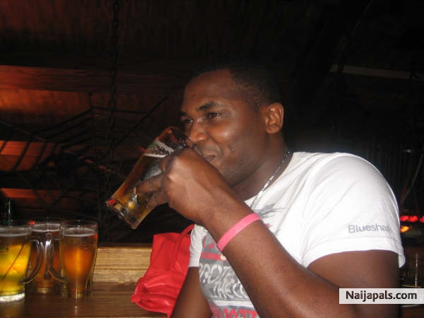 hahaha i dey manya - click for next photo