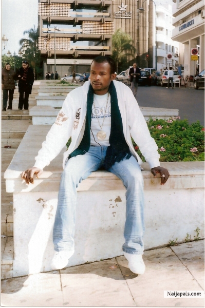  - click for next photo