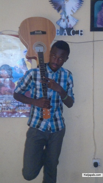  - click for next photo