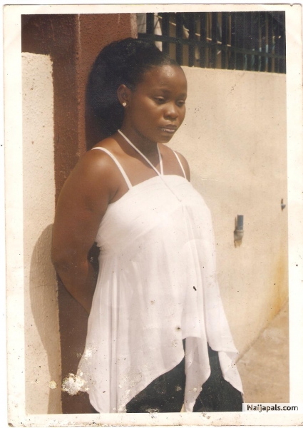 abosede - click for next photo