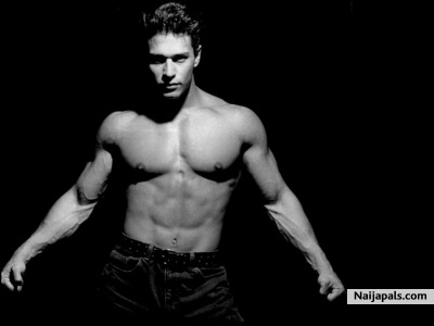 samigold: yea i' m a real man. - click for next photo