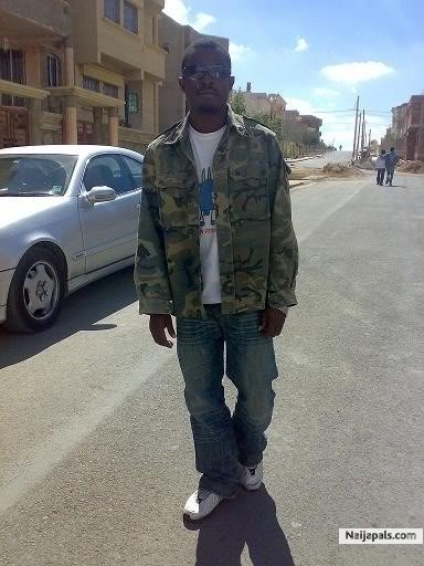  - click for next photo